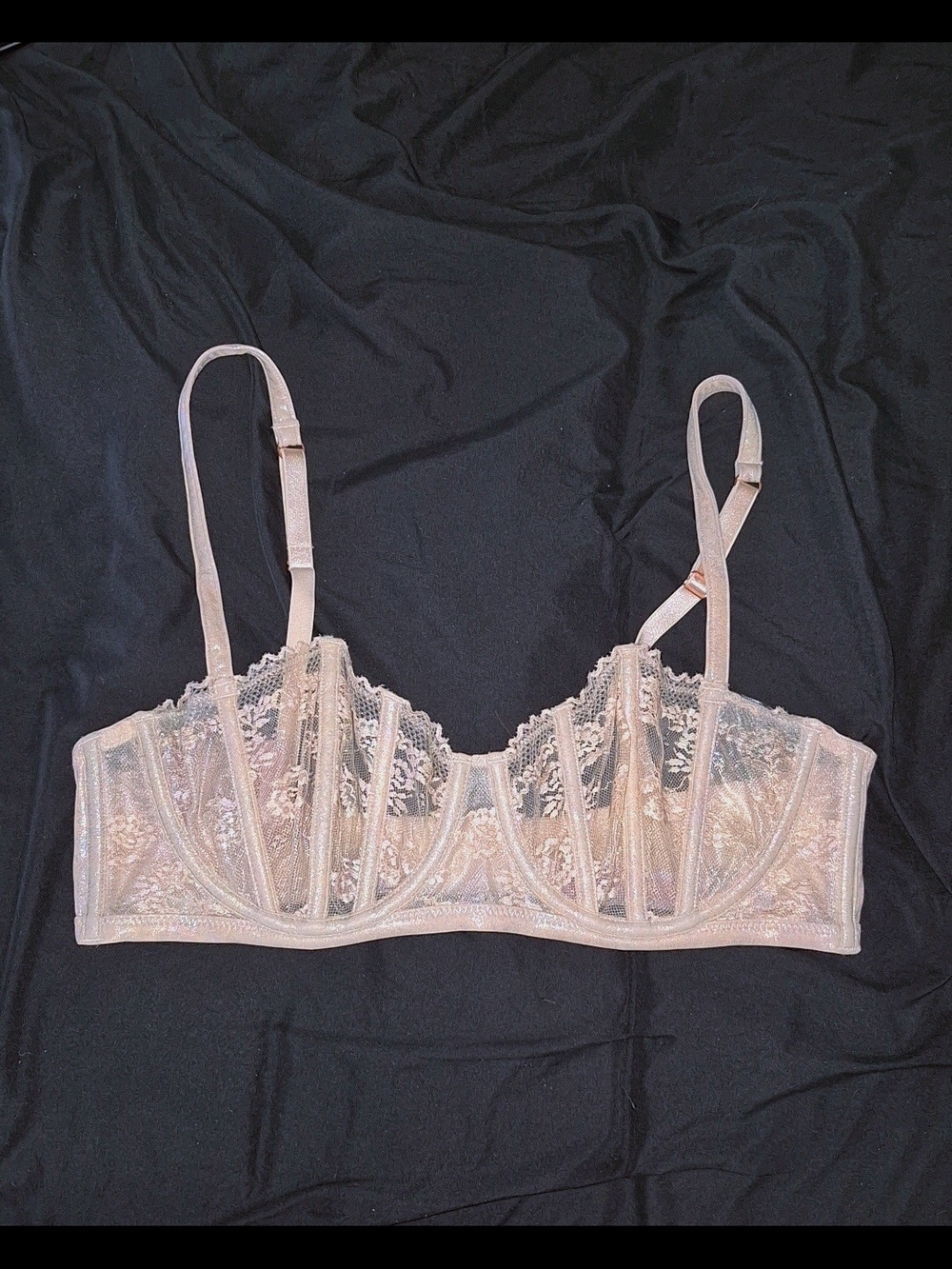 Savage X Fenty Lace Underwire Bralette in Blush